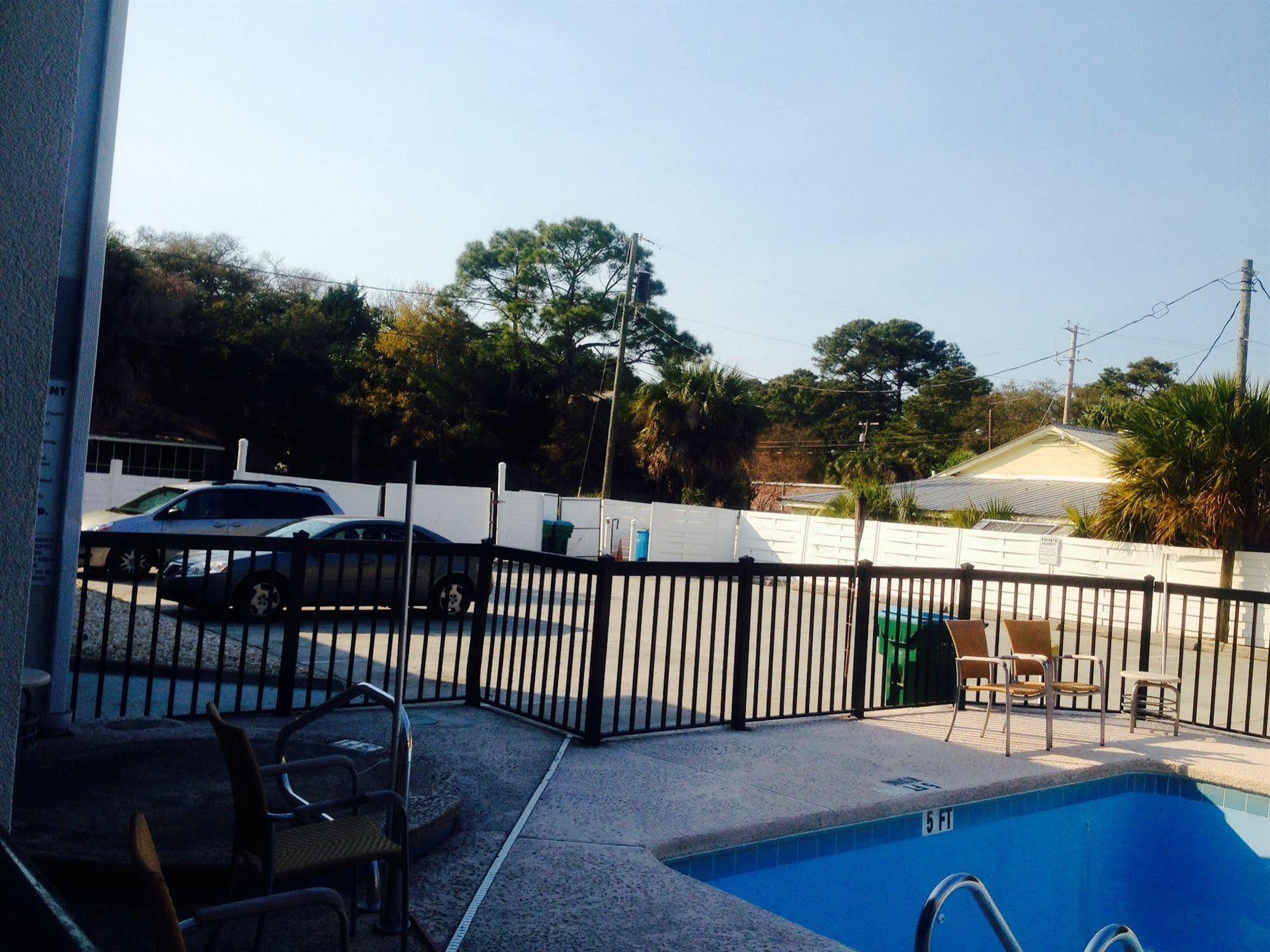 Sky Suites Tybee Island Exterior photo