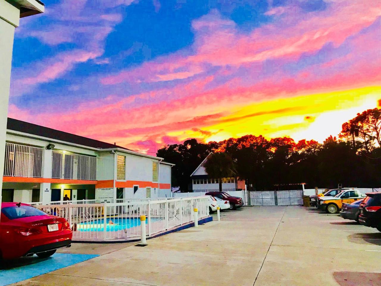 Sky Suites Tybee Island Exterior photo